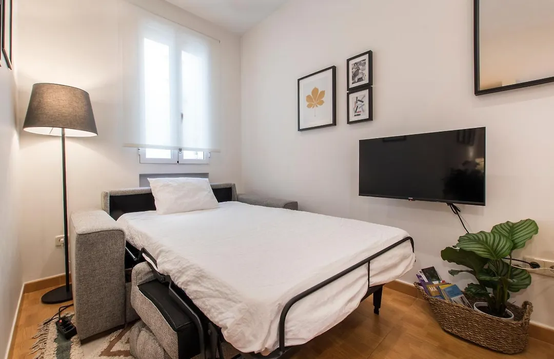 Fee4Me. Elegant Flat A Few Minutes From Atocha.-1